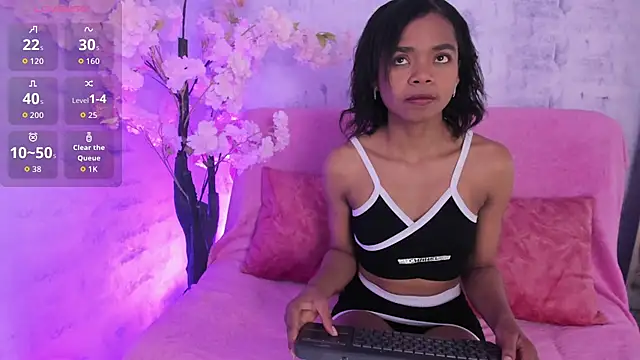 Gletty noa online show from October 2, 8:16 pm