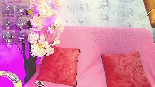 Gletty noa online show from October 18, 7:36 pm