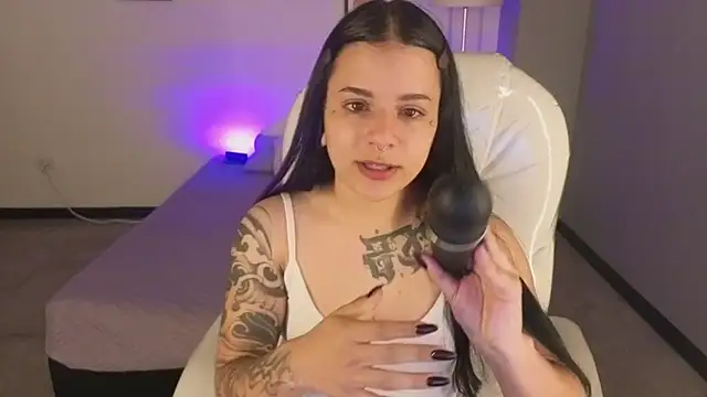 Snapshot of Nicole_Foxx_ chatting on October 10, 7:46 pm Nicole Foxx online show from October 10, 7:46 pm