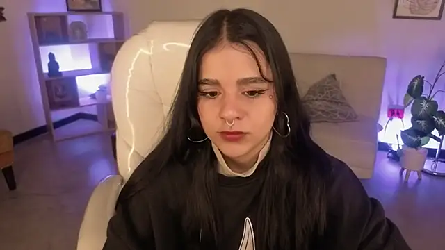 Nicole Foxx  online show from November 27, 7:38 pm