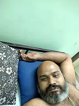 Snapshot of ajay240987 chatting on October 31, 6:31 pm ajay240987 online show from October 31, 6:31 pm