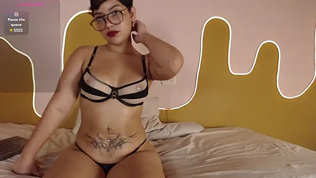 Odeth  online show from January 23, 8:35 pm