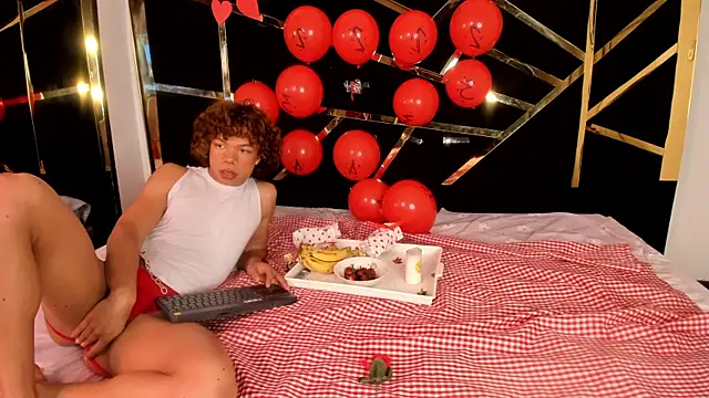 Snapshot of DanteAndKyle chatting on February 16, 11:16 pm DanteAndKyle online show from February 16, 11:16 pm