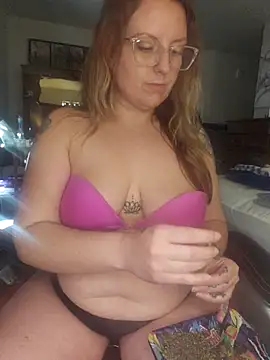 TattedMamaXOXO online show from February 25, 3:49 pm