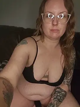 TattedMamaXOXO online show from December 16, 3:44 am