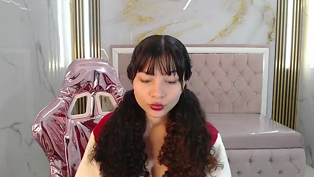 shalon diaz s online show from January 29, 1:07 pm