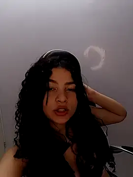 shalon diaz s online show from September 27, 4:12 pm