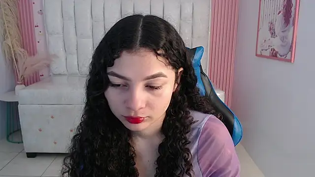 shalon diaz s online show from November 24, 1:11 pm