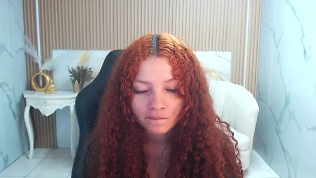 shalon diaz s online show from April 11, 1:21 am