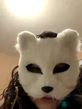 GinnyDelice online show from February 7, 2:08 am