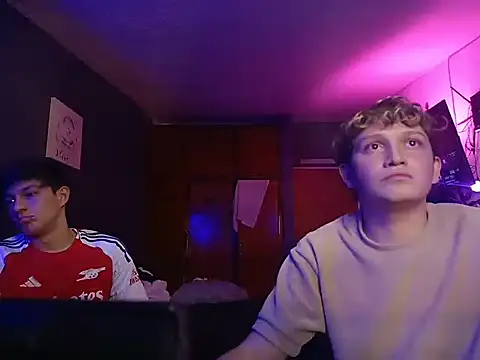 nanohotyalehorny online show from January 17, 9:28 pm