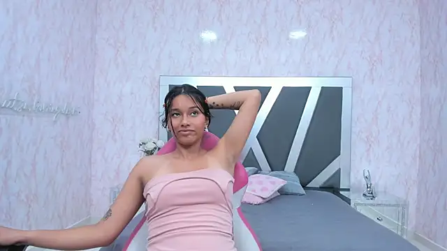 Snapshot of LIA_SWAN_ chatting on March 2, 10:03 am LIA SWAN  online show from March 2, 10:03 am