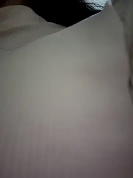 Snapshot of majdolin78 chatting on March 24, 12:32 pm majdolin78 online show from March 24, 12:32 pm