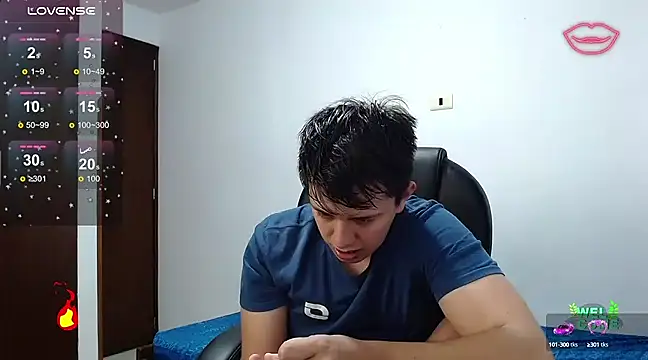 Snapshot of Alan_red chatting on February 20, 10:37 pm Alan red online show from February 20, 10:37 pm