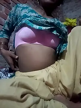 Snapshot of Sexy_Tanya69 chatting on October 7, 11:51 am Sexy Tanya69 online show from October 7, 11:51 am