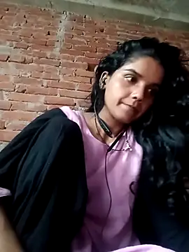 Snapshot of Sexy_Tanya69 chatting on October 30, 4:58 am Sexy Tanya69 online show from October 30, 4:58 am