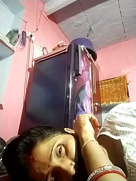Bhavya Bhan online show from October 12, 4:39 pm