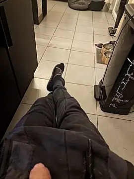 Snapshot of guilove5 chatting on January 26, 7:09 pm guilove5 online show from January 26, 7:09 pm