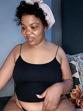 Snapshot of Fattypussyxx chatting on July 8, 2:49 am Fattypussyxx online show from July 8, 2:49 am