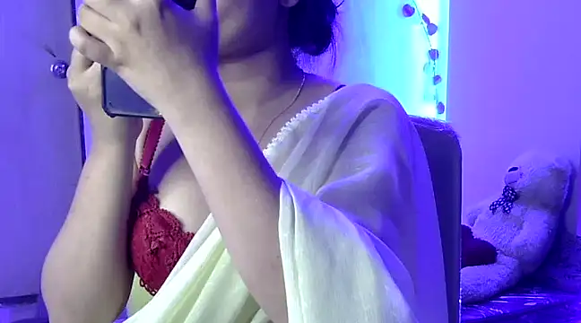 Snapshot of Shanaya1 chatting on February 27, 4:21 pm Shanaya1 online show from February 27, 4:21 pm