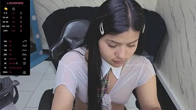 Paulette v online show from October 8, 1:09 pm