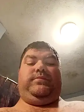 Snapshot of Rcraigue4 chatting on October 21, 12:33 am Rcraigue4 online show from October 21, 12:33 am