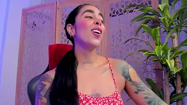 sophierooy22 online show from December 26, 10:09 pm