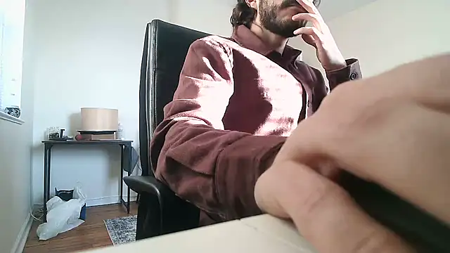 Snapshot of Prolapse_Pig chatting on March 11, 9:59 pm Prolapse Pig online show from March 11, 9:59 pm