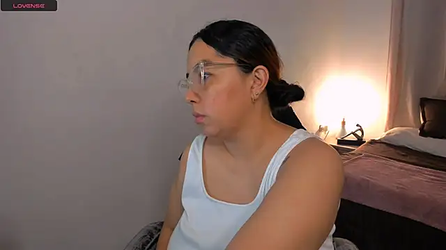 Snapshot of brithany_olson25 chatting on September 13, 11:10 am brithany olson25 online show from September 13, 11:10 am