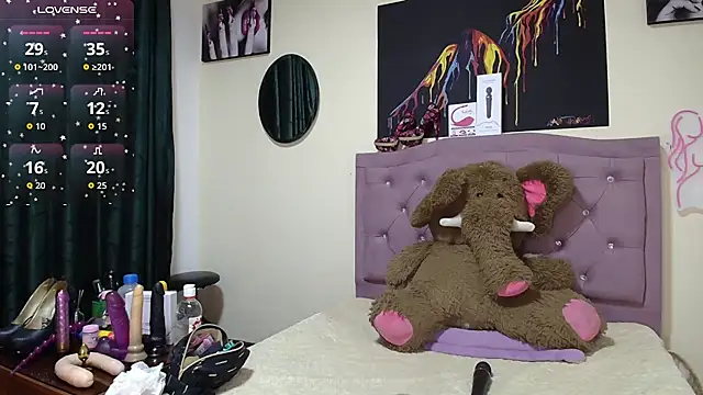 Emmie Hot online show from November 3, 12:17 pm