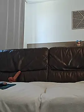 SweetyNinaOff1 online show from April 28, 12:43 pm