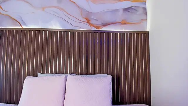 elevensky online show from November 15, 7:43 pm