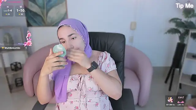 Ayha khalaf online show from November 19, 1:05 am