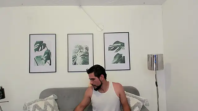 luxurycoupl online show from February 8, 3:41 am