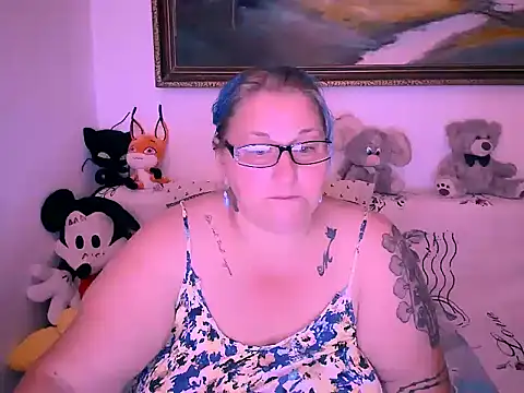 mayamayx online show from September 12, 7:36 pm