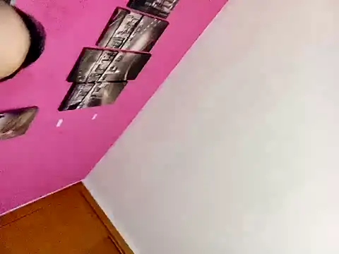 Snapshot of edubig23cm chatting on March 3, 12:37 am edubig23cm online show from March 3, 12:37 am