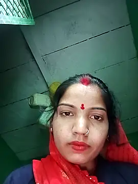 Snapshot of Bhuvi_Bedi chatting on January 28, 4:08 am Bhuvi Bedi online show from January 28, 4:08 am