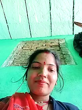 Snapshot of Bhuvi_Bedi chatting on January 28, 8:25 am Bhuvi Bedi online show from January 28, 8:25 am