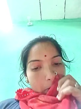 Snapshot of Bhuvi_Bedi chatting on February 1, 12:16 pm Bhuvi Bedi online show from February 1, 12:16 pm