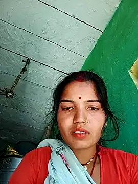Snapshot of Bhuvi_Bedi chatting on February 8, 9:24 am Bhuvi Bedi online show from February 8, 9:24 am