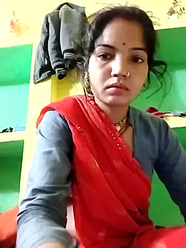 Snapshot of Bhuvi_Bedi chatting on February 9, 10:43 pm Bhuvi Bedi online show from February 9, 10:43 pm