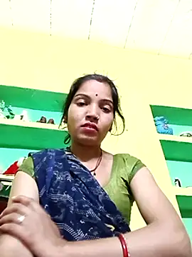Bhuvi Bedi online show from February 17, 10:03 pm