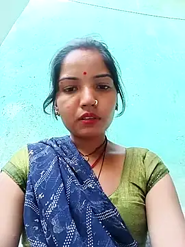 Bhuvi Bedi online show from March 12, 11:42 am