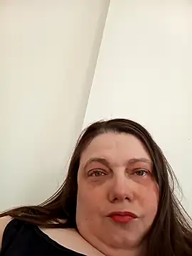 HotHornyEmmaX online show from March 21, 5:16 pm