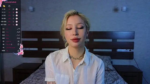 SallyCha online show from February 10, 9:15 pm