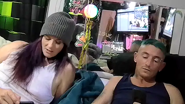 Snapshot of jokermeg chatting on October 30, 1:01 pm jokermeg online show from October 30, 1:01 pm