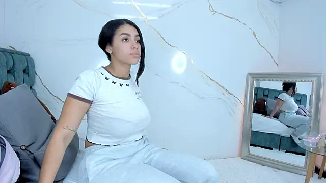 Snapshot of fierygroup chatting on September 30, 11:10 pm fierygroup online show from September 30, 11:10 pm