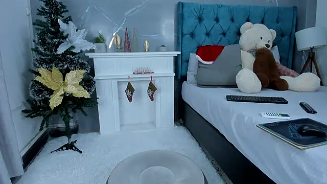 Snapshot of fierygroup chatting on December 22, 11:13 pm fierygroup online show from December 22, 11:13 pm