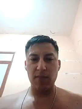 Snapshot of LuisMex1998 chatting on September 10, 8:14 am LuisMex1998 online show from September 10, 8:14 am