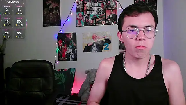 Tina 4 Charlie online show from January 29, 11:41 am